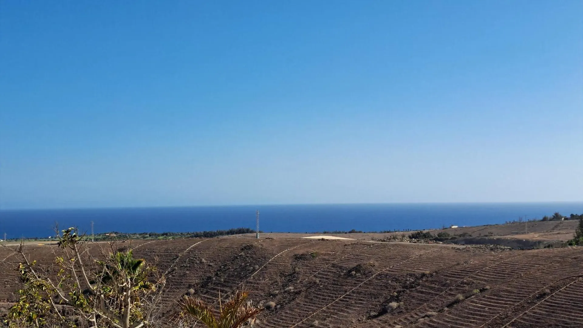 Remarkable 3-Bedroom House 'Villa' Finca Vistamar سالوبر