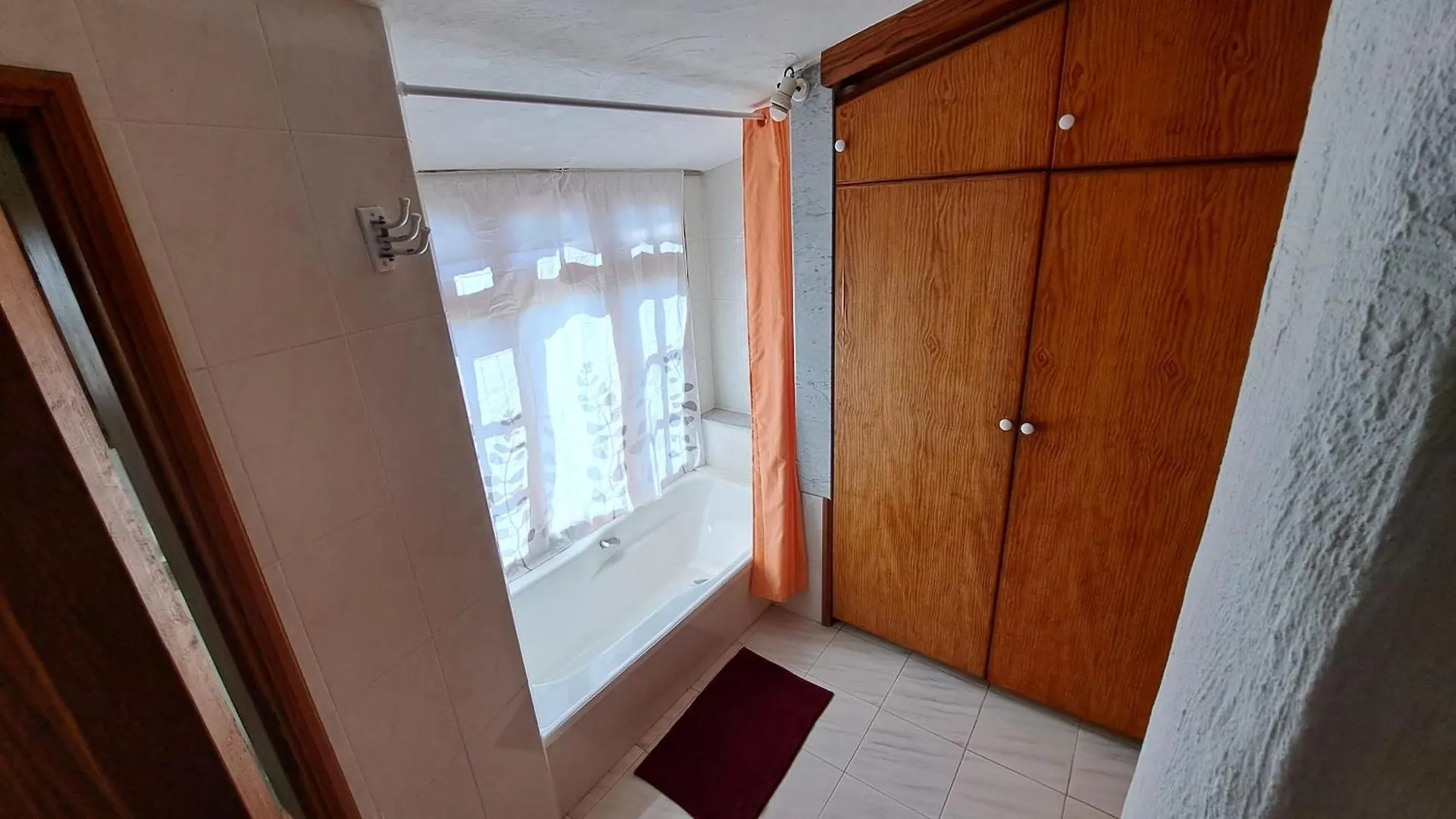 דירה סאלוברה Remarkable 3-Bedroom House 'Villa' Finca Vistamar